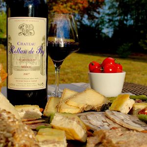 Ruou Vang Chateau Rollan De By Medoc