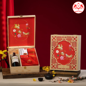 Hộp quà Tết rượu vang 2025 QT07.2 sang trọng và cao cấp dành tặng người thân dịp Tết Nguyên Đán - 0931305789